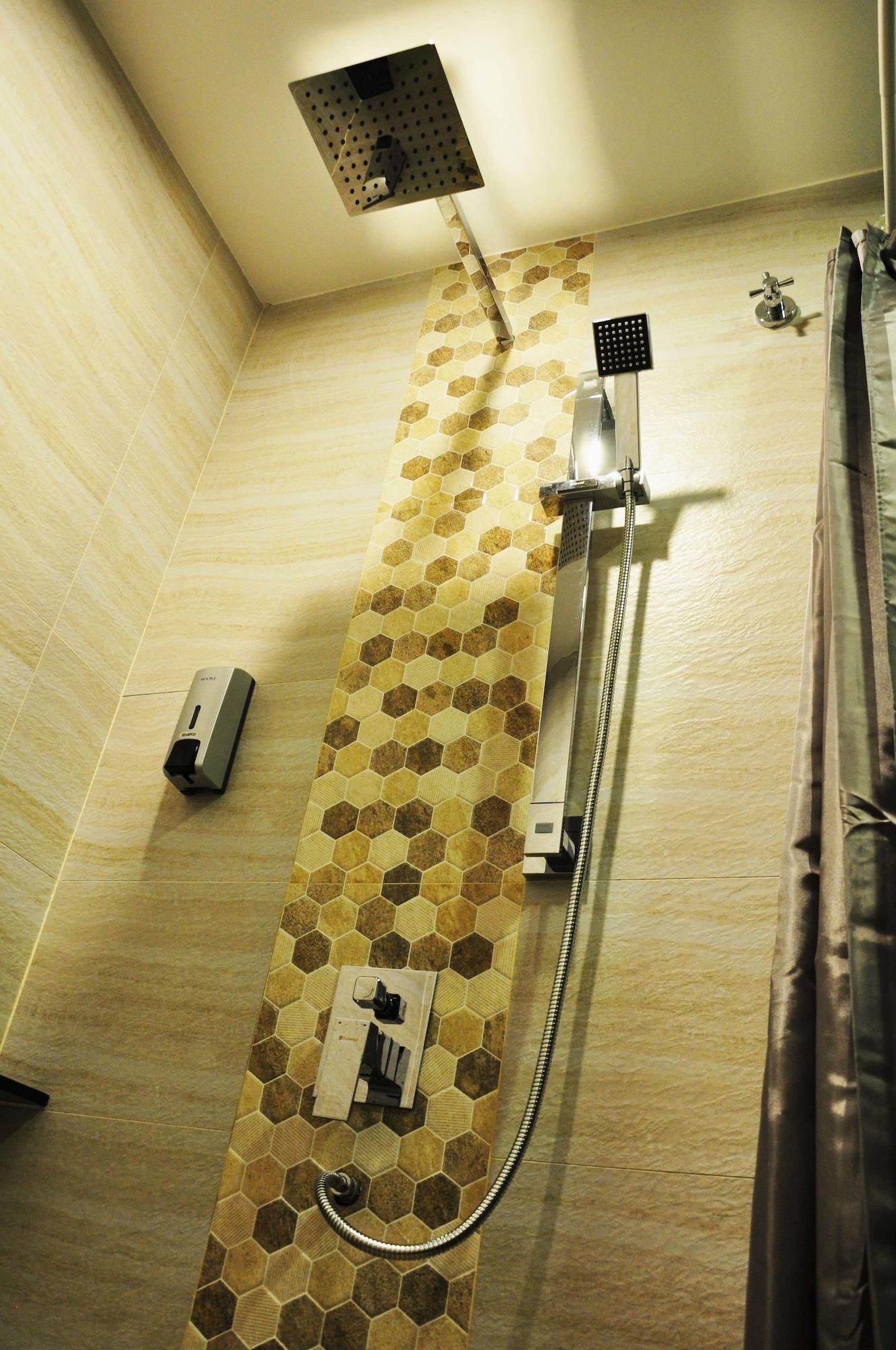 Valya Hotel, Ipoh Ngoại thất bức ảnh